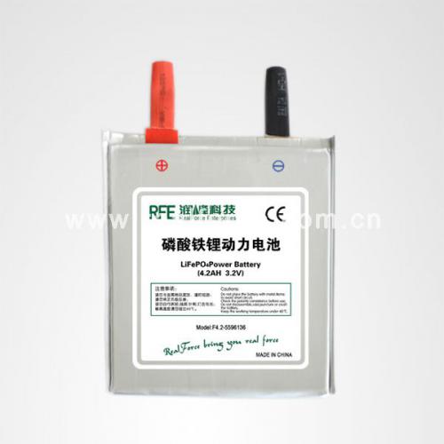 软包磷酸铁锂电池